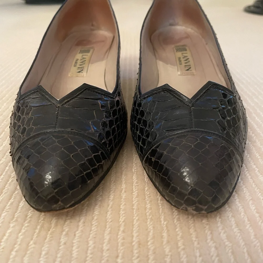 Lanvin Women’s Black Low Heel Snake Skin Design Shoe size 6 1/2